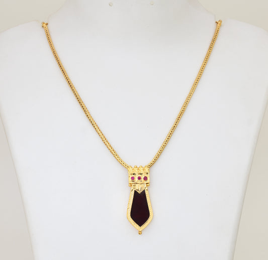 Red Medium Nagapadam Locket With Chain - Y011243