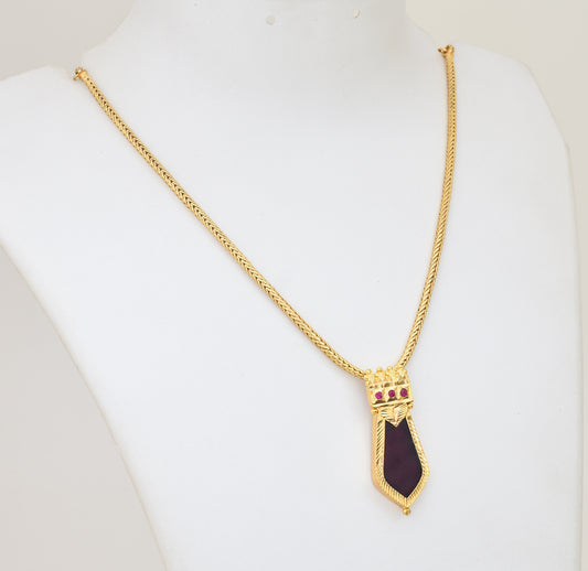 Red Medium Nagapadam Locket With Chain - Y011243