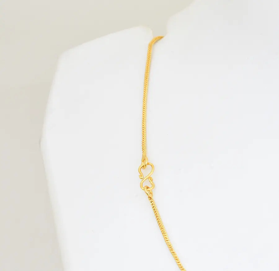 Magenta Matte Daffodil Pendant With Chain - W121046