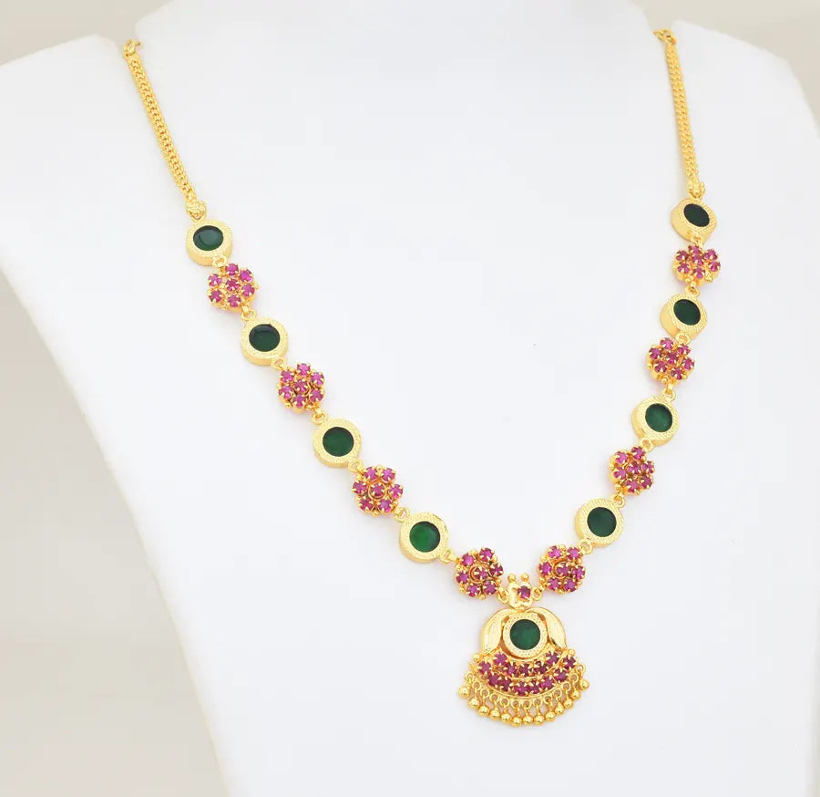 Green Round Palakka Traditional Necklace - W121056
