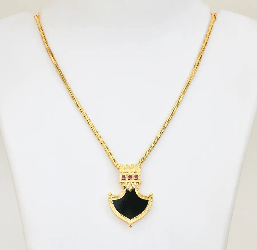 Green Medium Palakka Locket With Chain - X021120