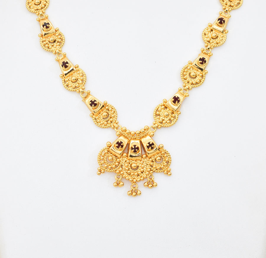 Red Shahira Short Necklace - X021117