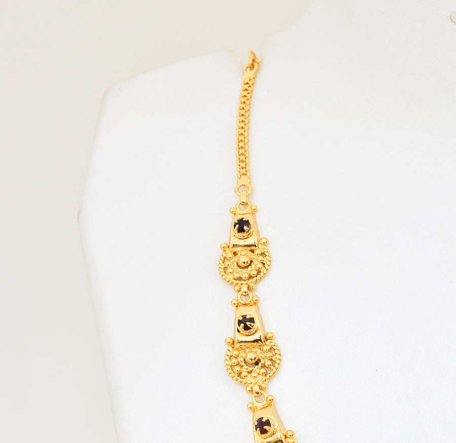 Red Shahira Short Necklace - X021117