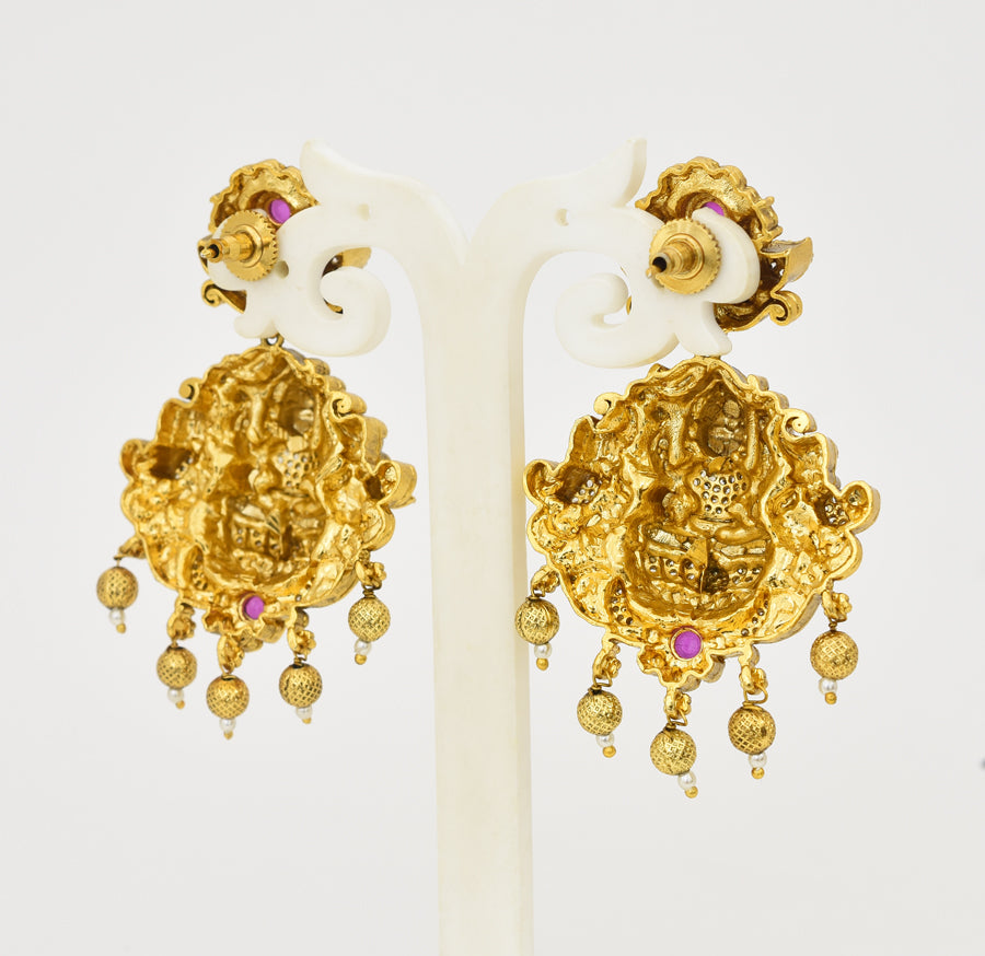 Antique White Magenta Laxmi Elephant Choker Necklace With Dangler - X051172