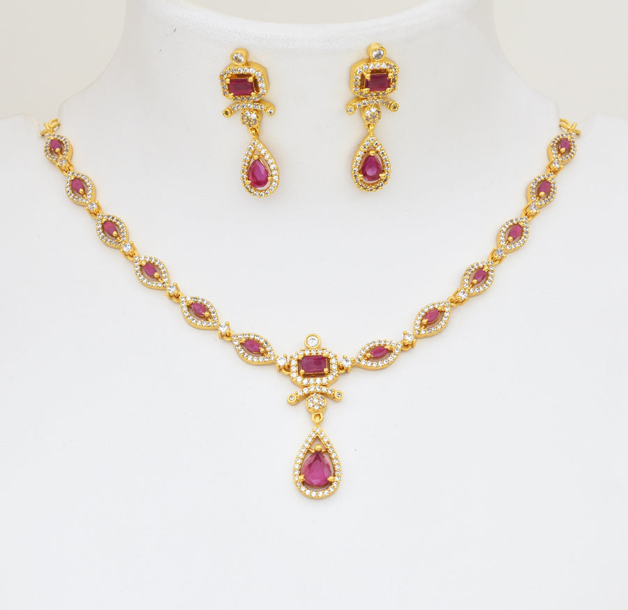 White Magenta Gioia Short Necklace With Dangler - X051192