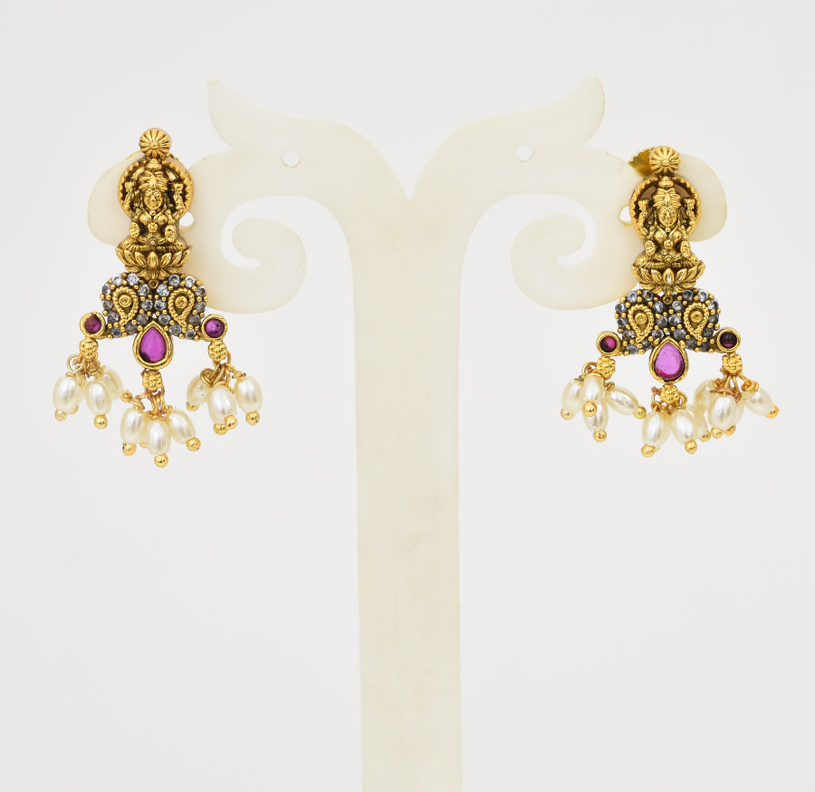 Antique White Magenta Green Laxmi Necklace With Drops - X051164