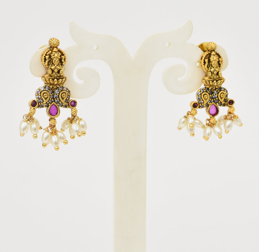 Antique White Magenta Green Laxmi Necklace With Drops - X051164