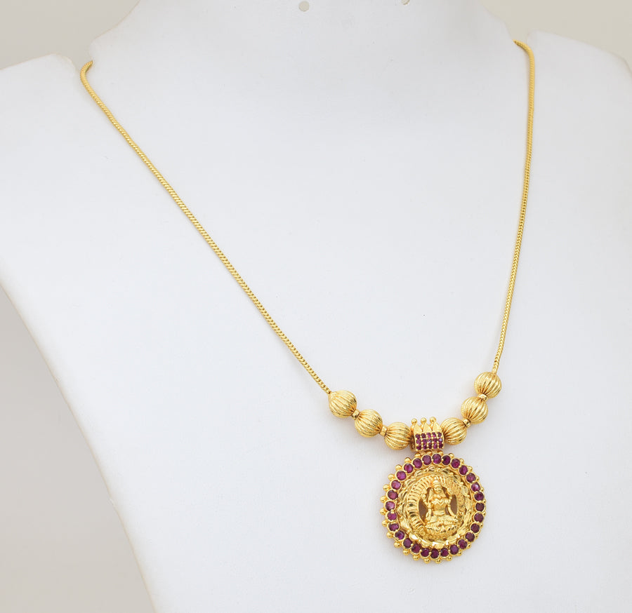 Magenta Laxmi Locket with Chain - Y021306