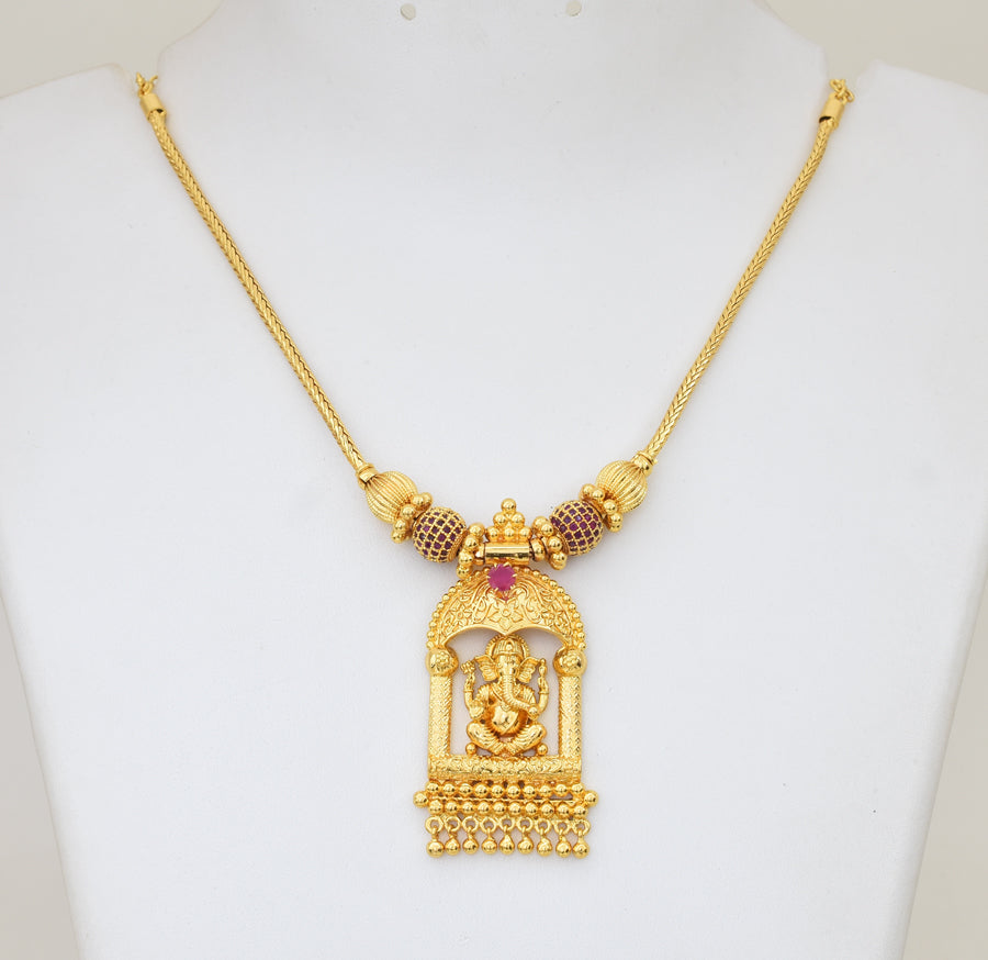 Magenta Ganesh Grand Pendant with Chain - Y021307