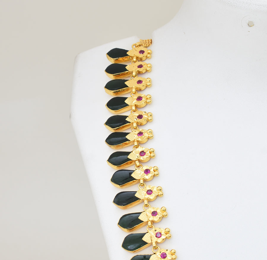 Signature Green 40 Nagapadam Necklace with Stud - Y061366