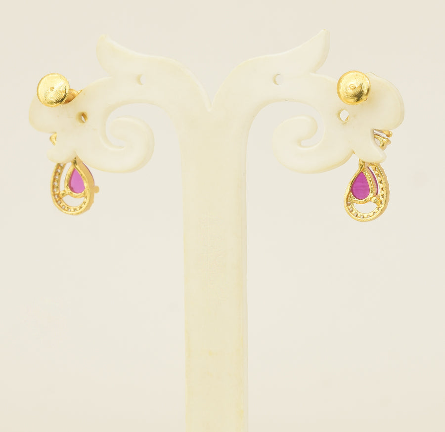 White Magenta Estrella Necklace with Dangler - Y101386