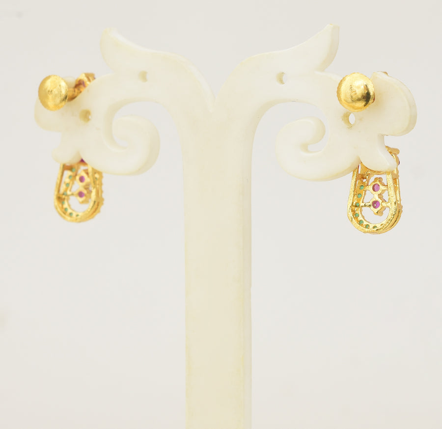 Magenta Green Regal Necklace with Dangler - Y101389