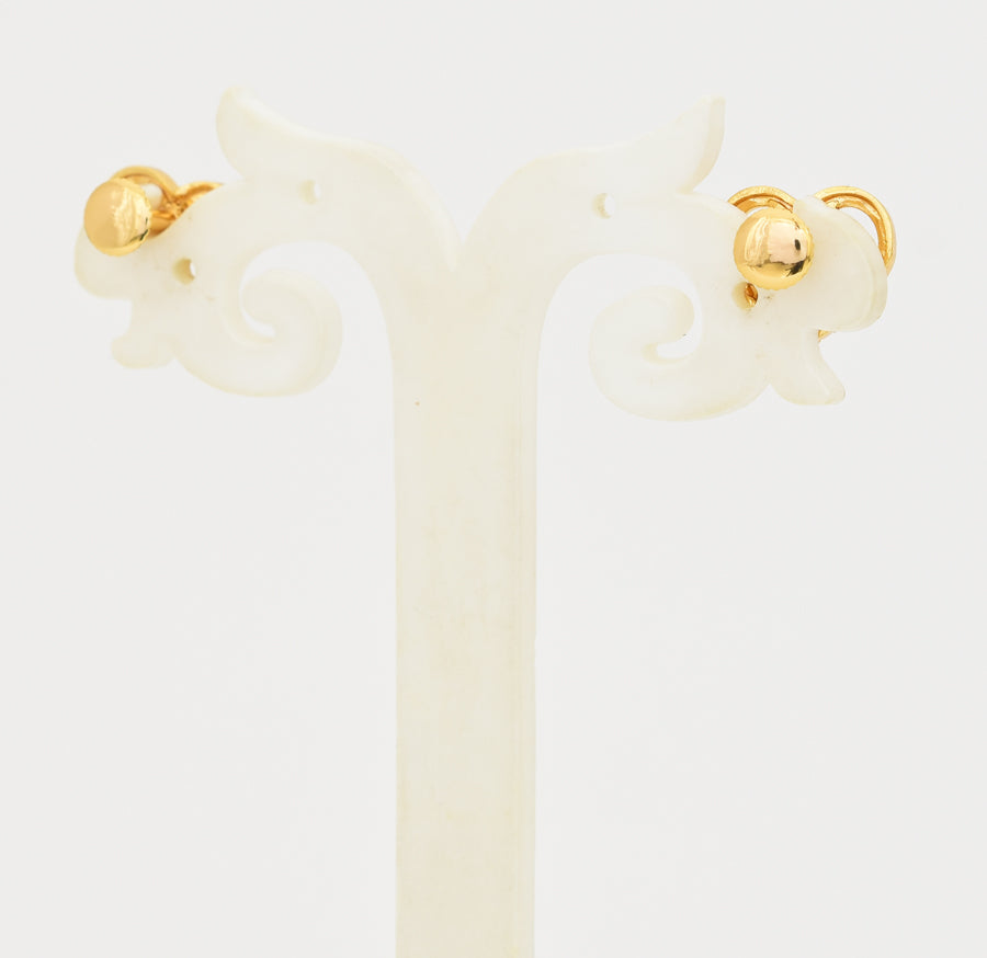 White Magenta Adorn Stud - X061203