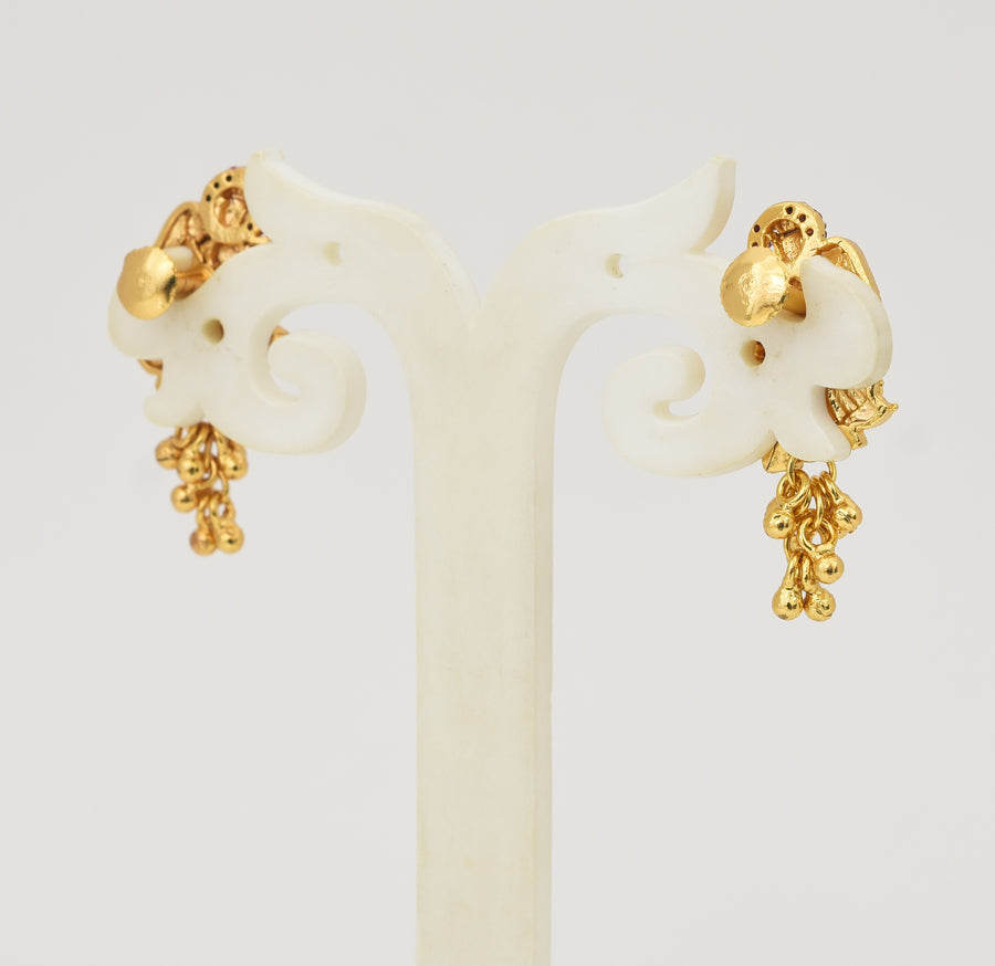 Magenta Krishna Radha Dangler - Y011262