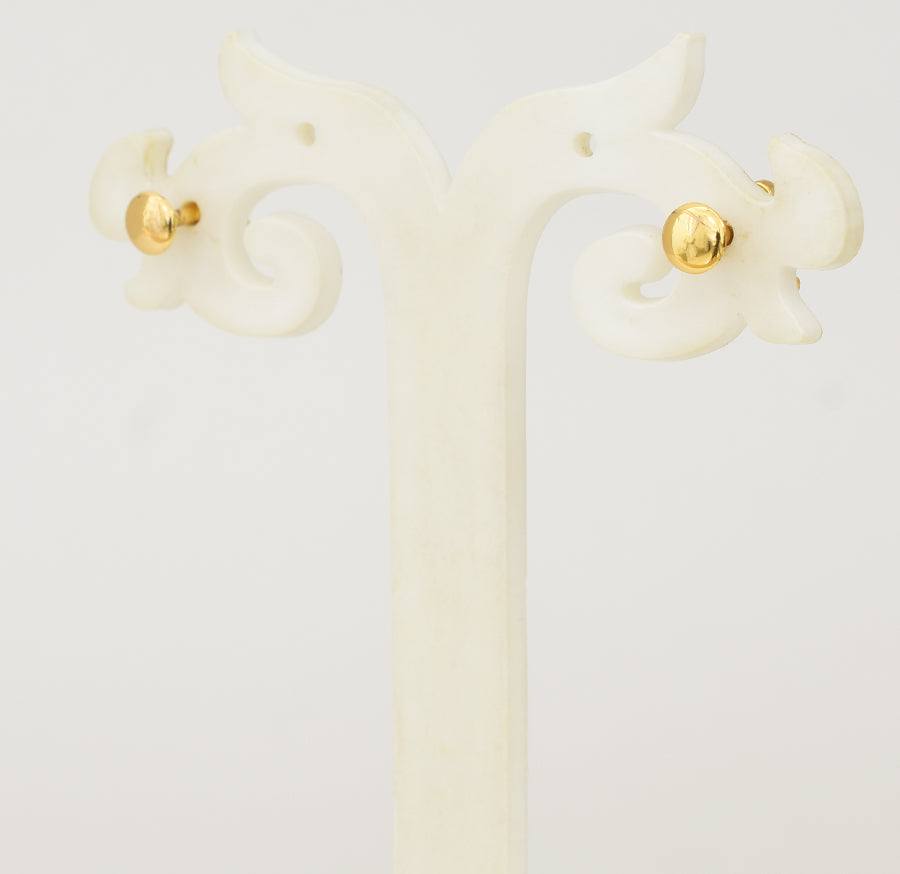 White Magenta Swan Stud - Y011264