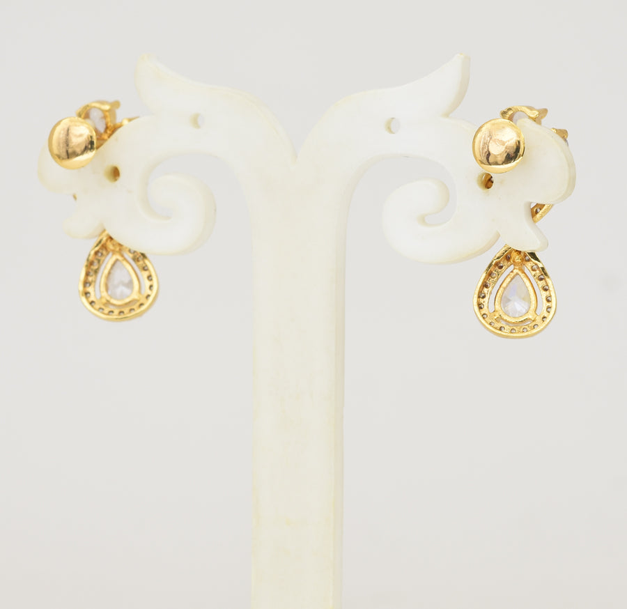 White Imelda Dangler - Y041351