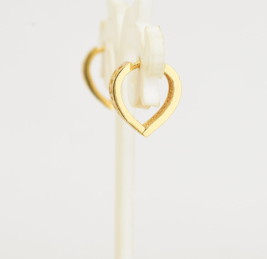 Magenta Lorene Hoop Earrings - Y101405