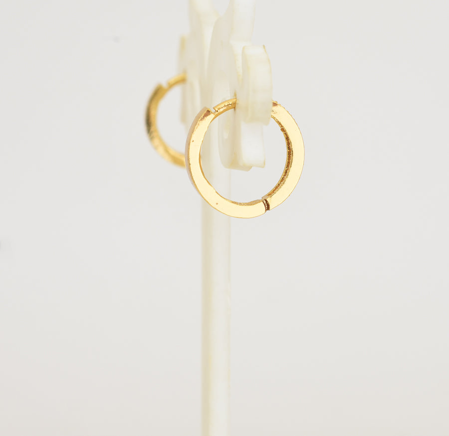 White Single Radiant Hoop Earrings - Y101400