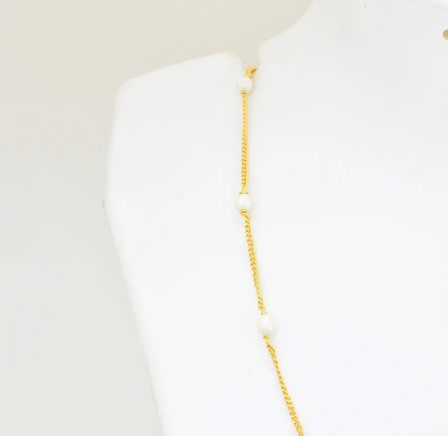 Medium Pearl Curb Link Chain 15 Inches - W06843