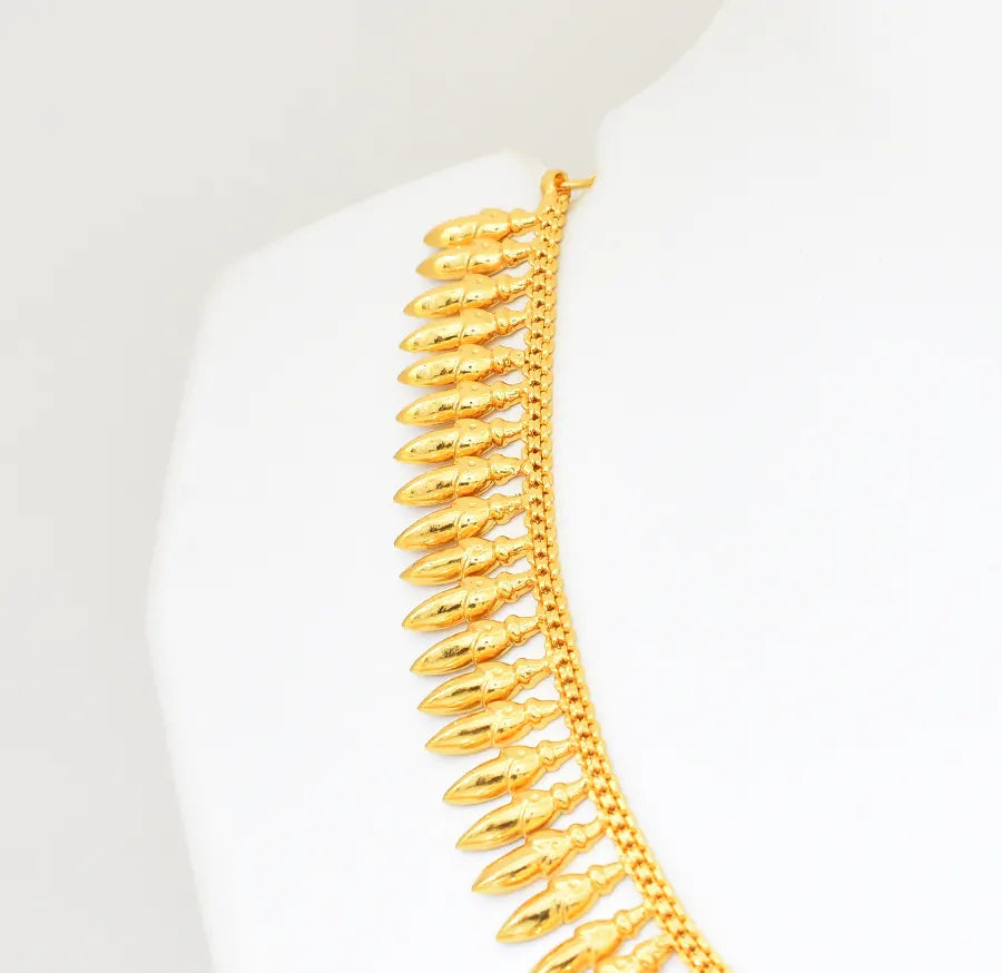 Medium Flower Bud Short Necklace - V08602