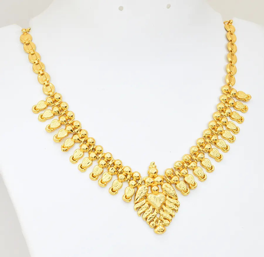 Akira Short Necklace - V05501