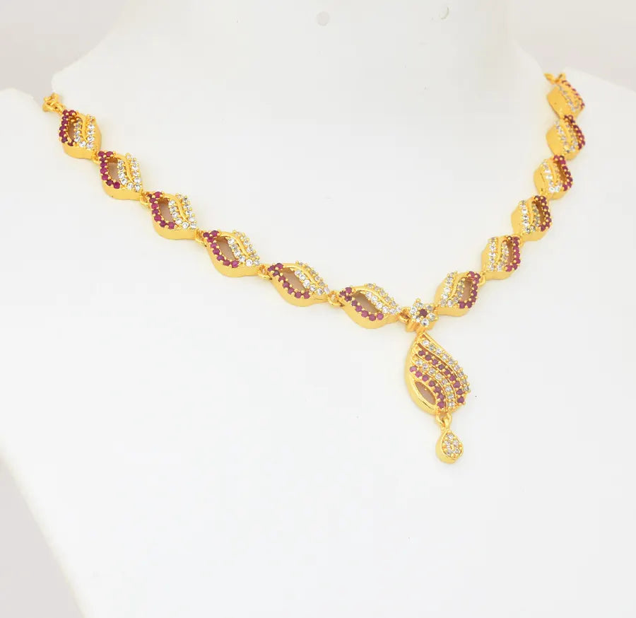 White Magenta Wavy Necklace - U0820