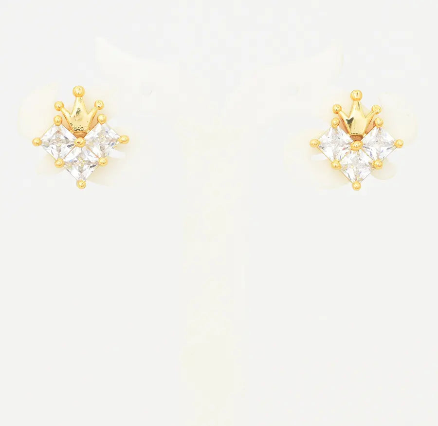 White Elsa Stud - U0947