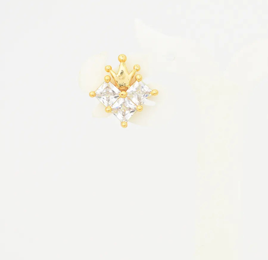 White Elsa Stud - U0947