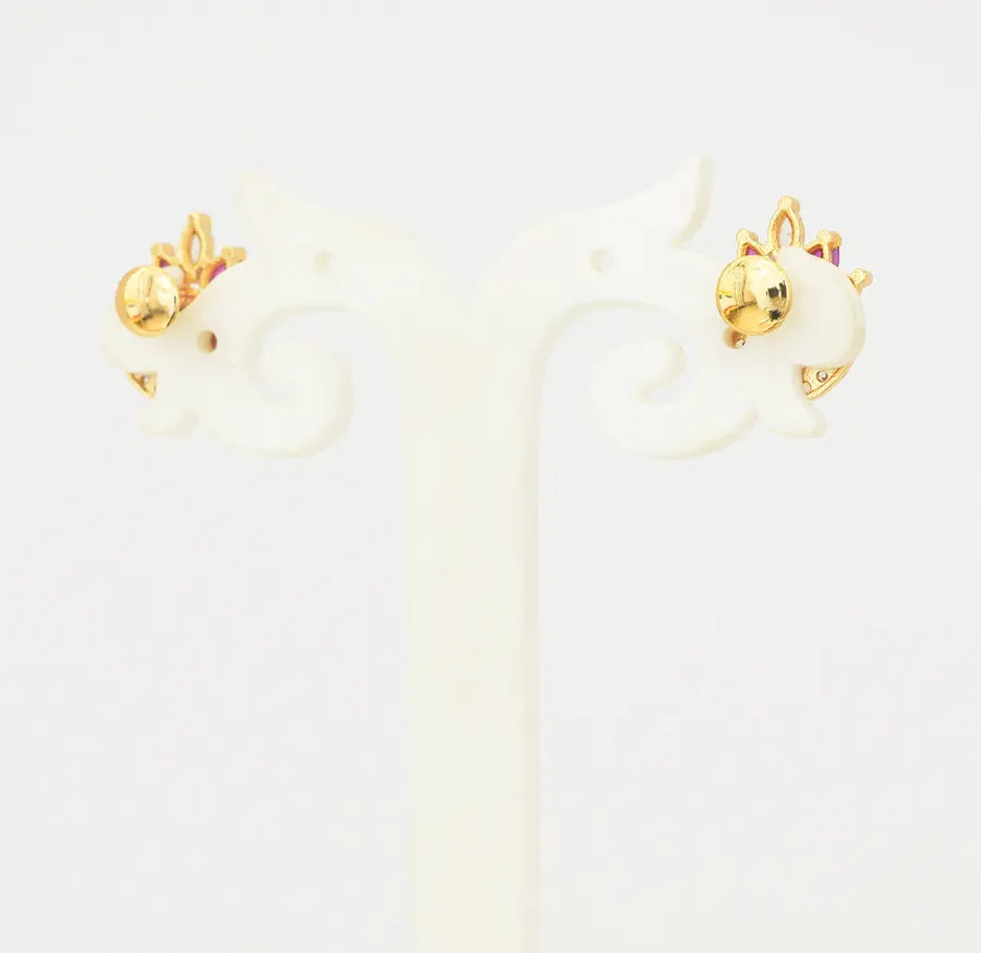 White Magenta Zilara Stud - U0950