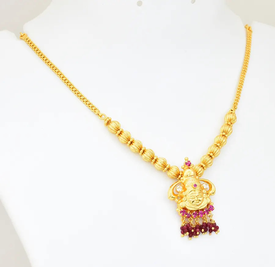 White Magenta Small Kathakali Necklace - V04467