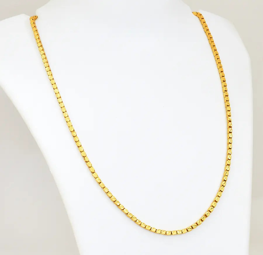 Medium Shiny Box Chain 23 Inches - V03420