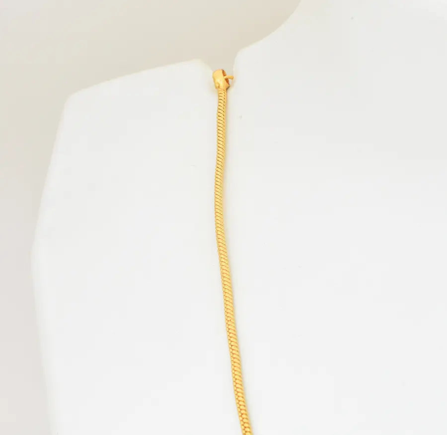 Matte White Ojas Necklace - U09116