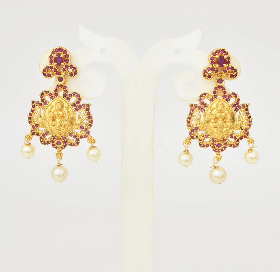 Magenta Laxmi Dangler - U10147