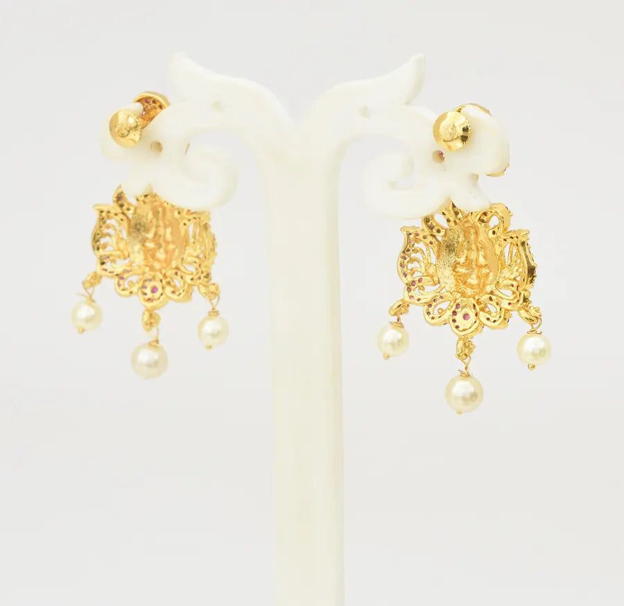 Magenta Laxmi Dangler - U10147