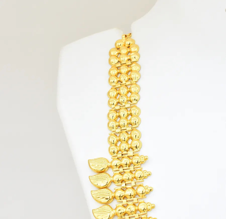 Manga Long Necklace - V10657