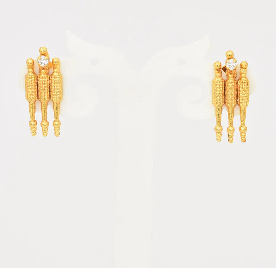 White Hana Stud - U09105