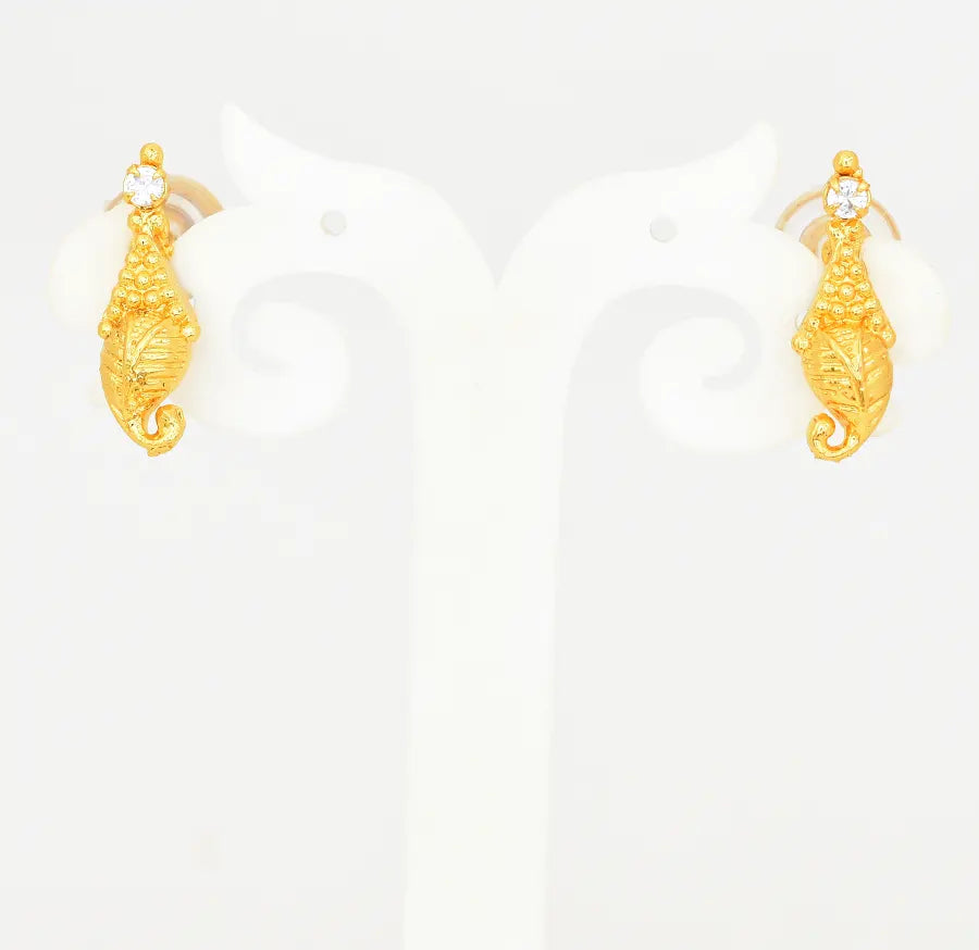 White Nora Stud - V05526