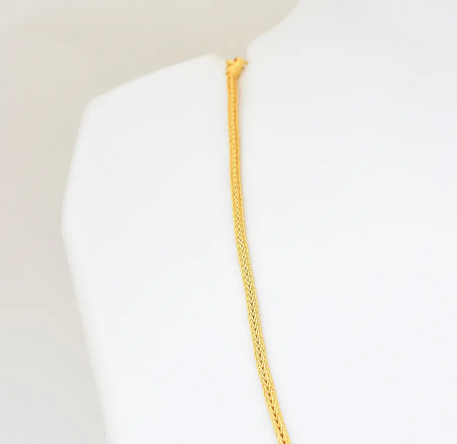 Red Small Palakka Locket With Chain - W08872