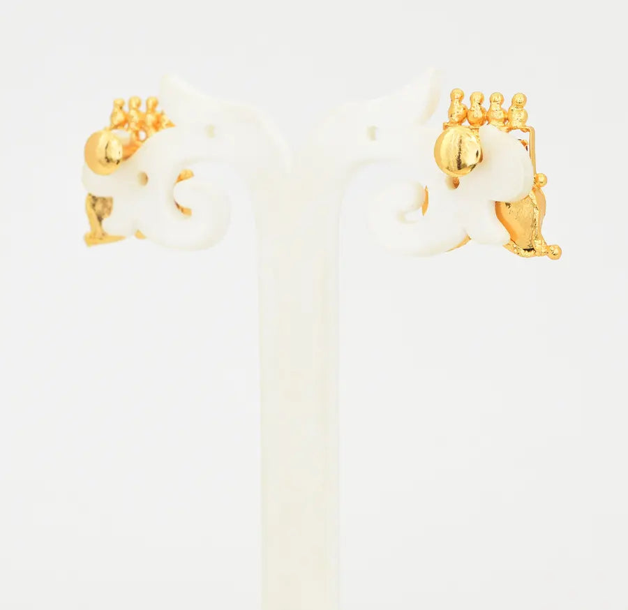 Double Manga Green Stud - W06854