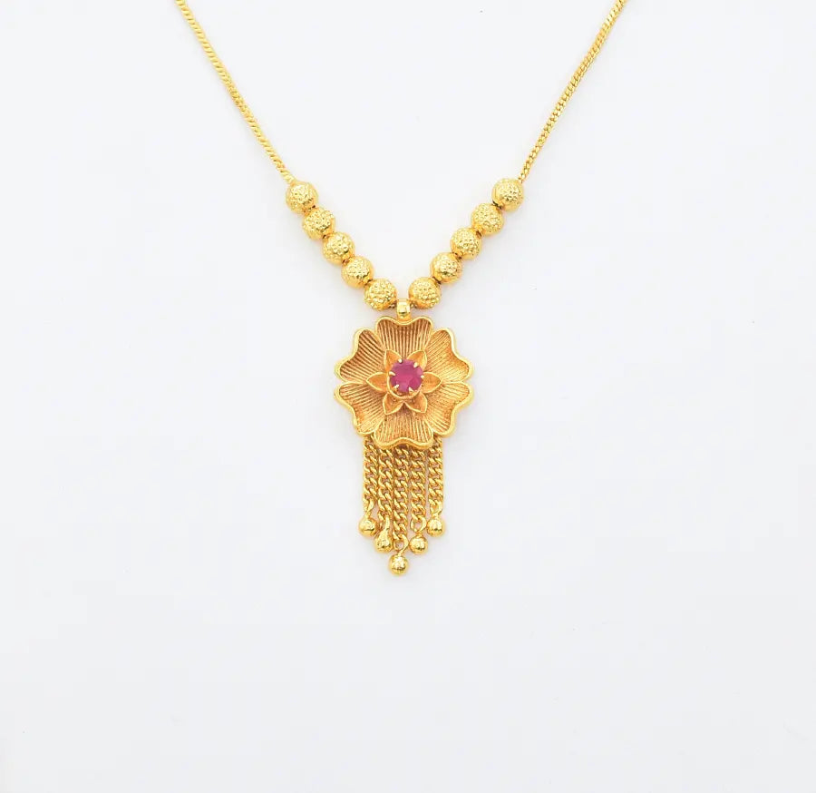 Magenta Matte Daffodil Pendant With Chain - W121046